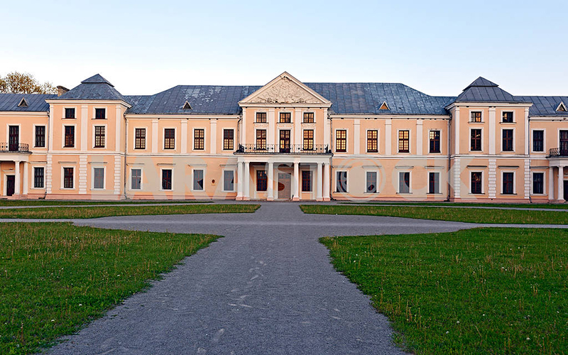 novogodnij-kajf-na-podole-4-zamka-teatralnaya-terebovlya-i-kamerton