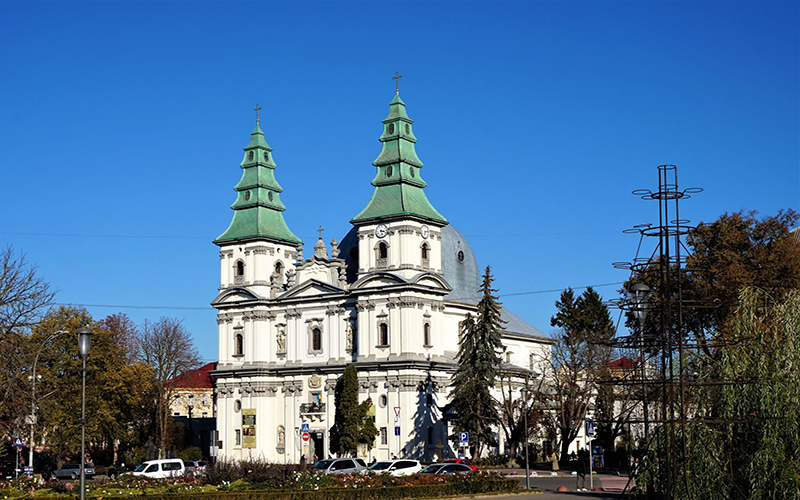 novogodnij-kajf-na-podole-4-zamka-teatralnaya-terebovlya-i-kamerton