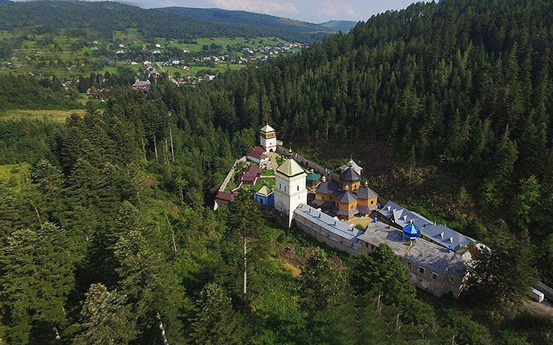 gora-petros-manyava-i-ne-tolko-2