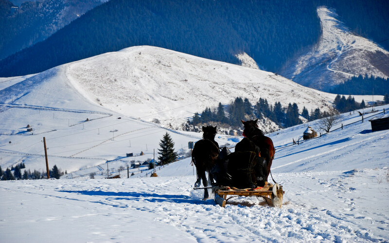 lyzhnyj-tur-na-bukovel-guczulskaya-svadba